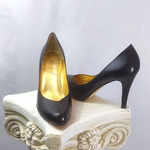 Tahari Dress Heels